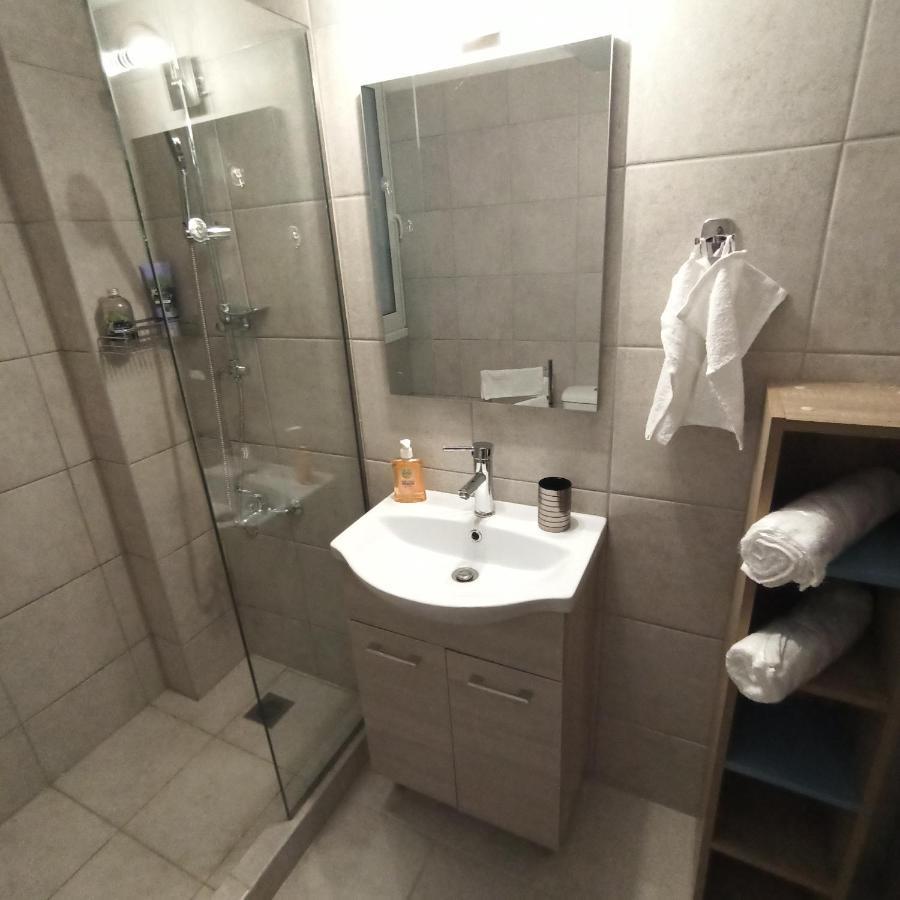 Chrishome 雅典 外观 照片